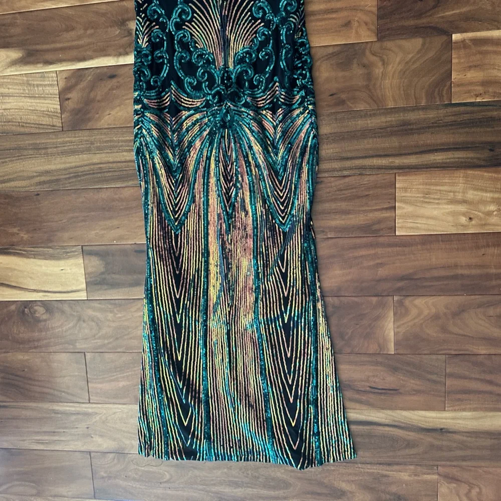 Elegant Multicolor Patterned Dress - Picture 6 of 8